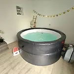 Le Pont T3 Etoile Avec Jacuzzi
