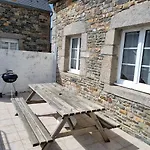 Une Petite Maison Du Rozel - Gite Tout Confort