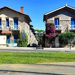 Studio Aux Arceaux, Sur Jardin, Dans Maison 1900