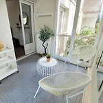 Appartement 60M² Proche Tram, Universites & Centre