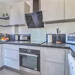 Appartement T3 Moderne Au Grau Du Roi