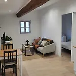 Charming Studio In The Historic Centre