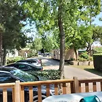 Mobil Home 6 A 8 Personnes Camping Le Bois Dormant
