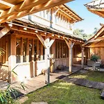 Villa Bayani Ete