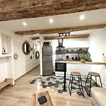 Studio Au Coeur De La Venise Provencale