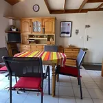 Appartement 2 Pieces Proche Plage A Dolus D'Oleron - 4 Couchages, Balcon, Parking, Local Velo - Fr-1-246A-151