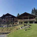 Hotel Du Lac Des Confins