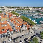 Charmant Cocon Iode Cosy Equipe, Baigne De Lumiere, Situe Au Coeur De La Rochelle A 1Min A Pied Du Marche Central Avec Tv Et Wifi