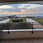 Large Apartment With Sea View