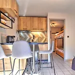 Appartement Renove Au Pied Des Pistes Avec Balcon Et Parking A Morzine - Fr-1-524-105
