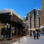 Le V - 2 Bedrooms Flat In The Middle Of Val Thorens