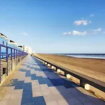 Bulle O 50 M De La Plage