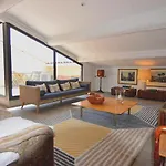 Charmant Appartement Climatise Avec Terrasse, 2 Chambres, Au Coeur De Meze, Pres De L'Etang De Thau - Fr-1-604-10