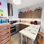 Appartement Central Aux Gets Avec Parking - Fr-1-623-258