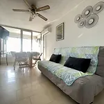 Appartement T2 Cabine Avec Climatisation, Parking Privatif A Sete - Fr-1-338-466