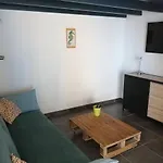 Joli Studio Au Calme