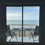 Ideal Famille Et Couple , Vue Mer Residence Calme