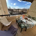 Appartement Avec Piscine Et Parking, Proche Des Commerces - Fr-1-387-189