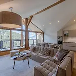 Penthouse Renove A Courchevel Avec Parking Et Wi-Fi - Fr-1-563-130