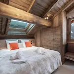 Chalet Luxueux A Meribel - 15 Pers, Proche Centre, Navette Gratuite, Espace Wellness - Fr-1-565-102
