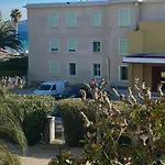 Appartement Cosy A 10M De La Plage - Tout Equipe, Parking Gratuit, 4 Pers. - Fr-1-770-12