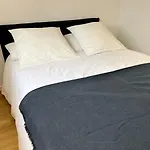 Maison Avec Piscine Et Jardin Privatifs - Un Sejour Au Calme
