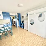 Studio Cabine 4 Personnes + Parking