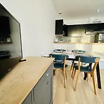 Maison Mitoyenne Au Calme Quartier De La Pironniere 4 Pers