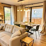 Les Gets - Moderne Appartement, 1.5Km Du Centre, 400M Des Pistes, Terrasse, 2 Chambres, Wifi, Parking - Fr-1-623-339