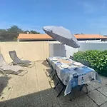 Maison A 300M De La Plage, Avec Terrasse, Parking Privatif, Animaux Admis ! - Fr-1-231-140