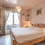 A La Clusaz : Appartement 3* Avec Garage, Proche Pistes Et Commerces - Fr-1-304-93