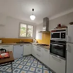 Maison Traditionnelle A Saint Brevin, 850M Plage, Lumineux Sejour, Jardin, 4 Ch., Garage, Animaux Ok - Fr-1-364-66