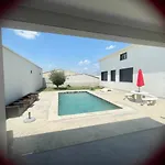 Maison Avec Piscine