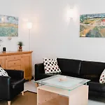 Pavillon 4 Pieces Avec Garage, Terrasse, Et Tout Confort A Narbonne-Plage, 5 Couchages - Fr-1-409-115