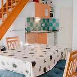 Pavillon 4 Pieces Avec Garage, Terrasse, Et Tout Confort A Narbonne-Plage, 5 Couchages - Fr-1-409-115