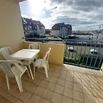 Ref 145 Studio Pour Trois Personnes Vue Port Crouesty