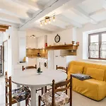 Charmante Maison Renovee A 500M De La Mer Avec Jardin, 2 Chambres, Parking Gratuit - Fr-1-306-911