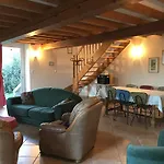 Maison Traditionnelle Au Calme Avec Jardin Et Wifi - Fr-1-306-800