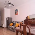 Appartement T2 Avec Balcon Au Coeur De Collioure, A Deux Pas De La Plage Et Des Commerces - Fr-1-309-285