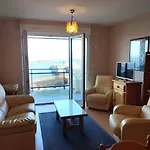 Appartement Avec Vue Exceptionnelle Sur Mer, Face Au Coz Pors A Tregastel - Ref 728