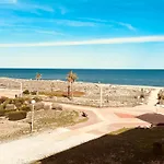 Escale Au Sud, Un Appart Les Pieds Dans L Eau :)