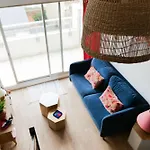 Appartement Renove Avec Gout Et Idealement Situe A Deux Pas Du Remblai