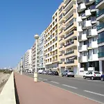 Studio Face A La Mer Avec Balcon, Garage Prive Et Equipements Modernes - Les Sables-D'Olonne - Fr-1-92-624