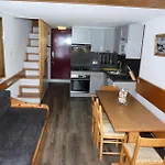 Residence Aiguille Grive Bat III - Appartement 2 Pieces 6 Personnes En Duplex, Skis Aux Pieds, Dans Le Village De Charmettoger A Arc 1800 Mae-1708