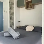 Studio Avec Terrasse Proche De La Mer