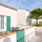 Appartement Oceanis Avec Piscine Proche Du Port