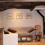 Carnac: Maison Chaleureuse, Calme Proche Plages