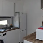 Studio ★★★, Climatise, Wifi, Proche Thermes Et Commerces - Fr-1-503-140