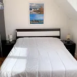 Maisonnette Bretonne 100M De La Mer Avec Jardin A Tregastel - Ref 18