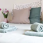 Bel Appartement Renove Avec Gout Et Idealement Situe Dans Le Centre-Ville